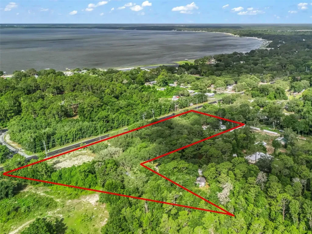 14455 E Highway 25 Ocklawaha FL 32179
