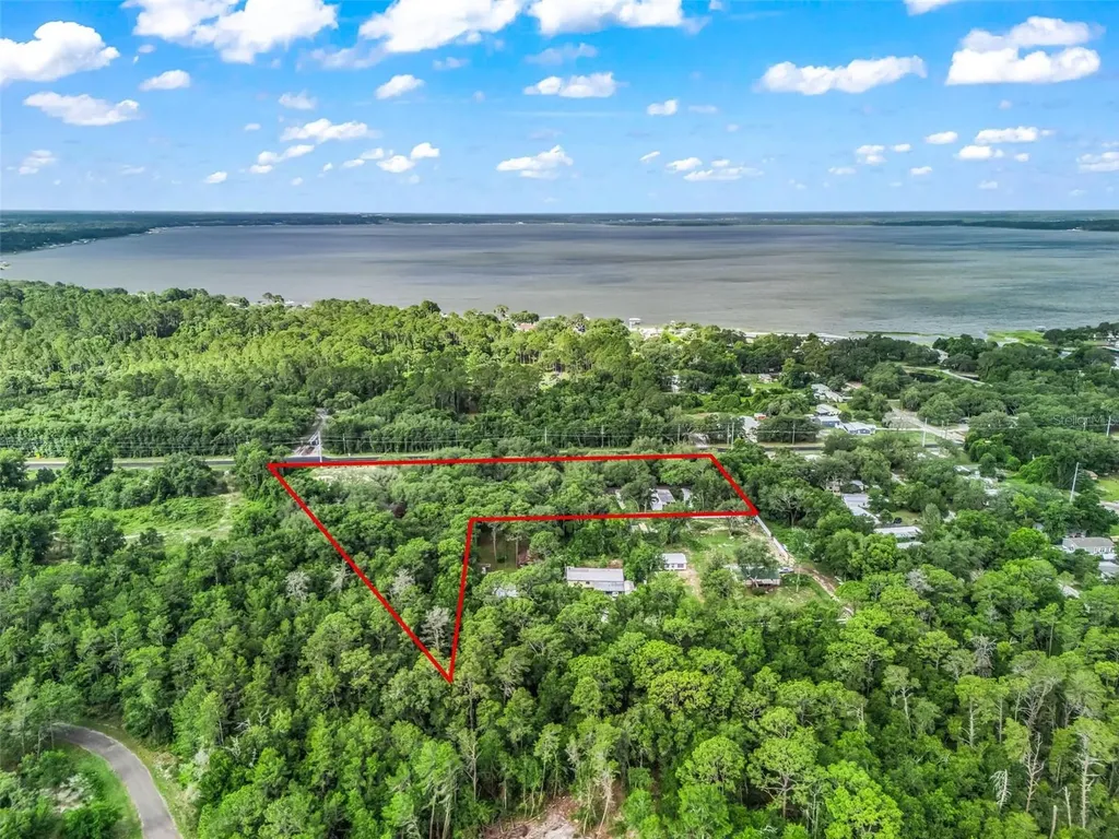 14455 E Highway 25 Ocklawaha FL 32179