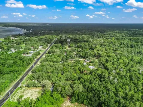 14455 E Highway 25 Ocklawaha FL 32179