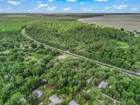 14455 E Highway 25 Ocklawaha FL 32179