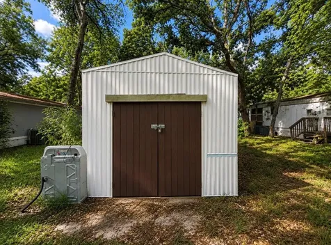 14455 E Highway 25 Ocklawaha FL 32179