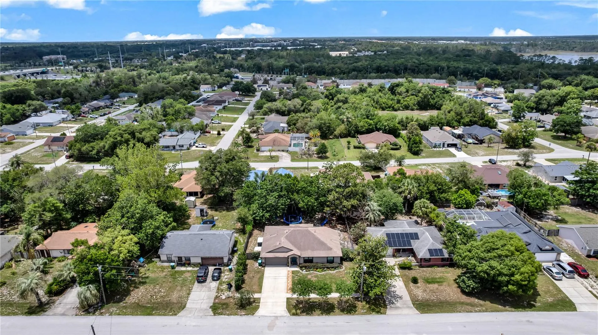 2111 E Parkton Drive Deltona FL 32725