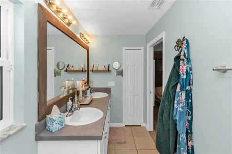 2111 E Parkton Drive Deltona FL 32725