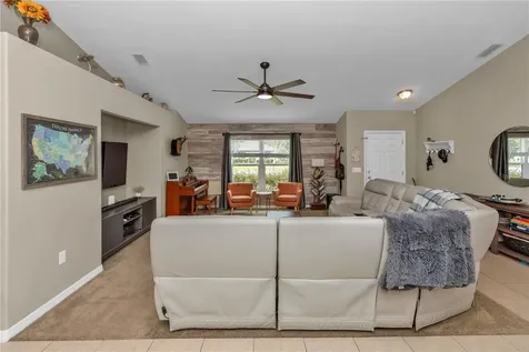 2111 E Parkton Drive Deltona FL 32725