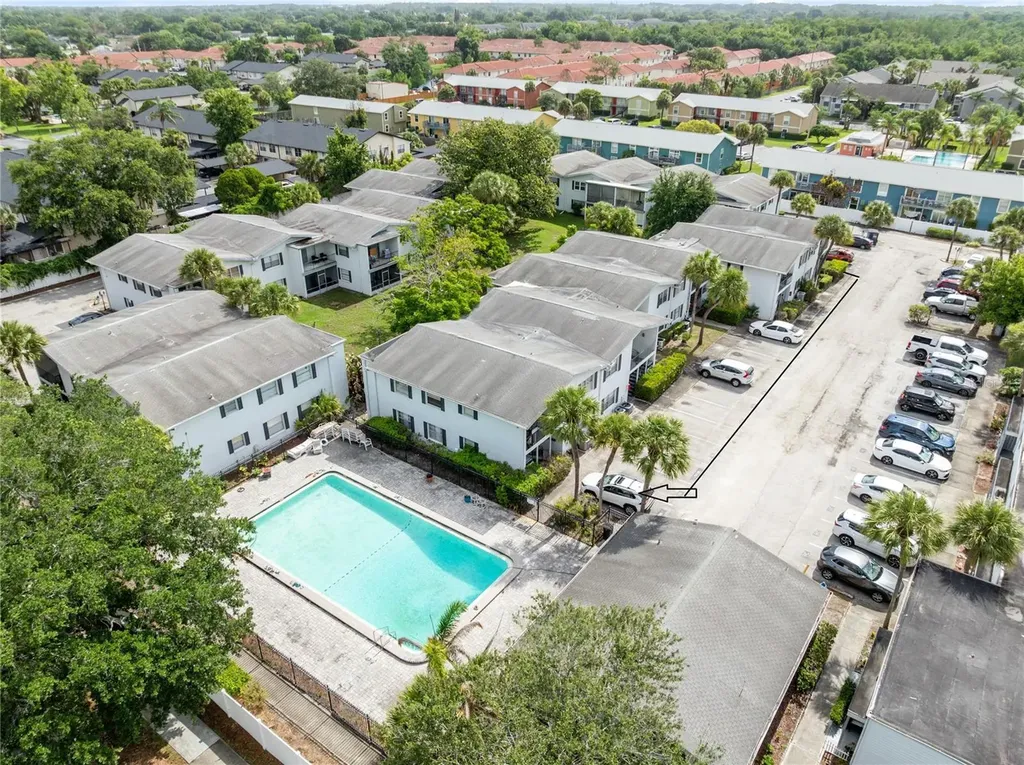 6075 Amberly Court Orlando FL 32822