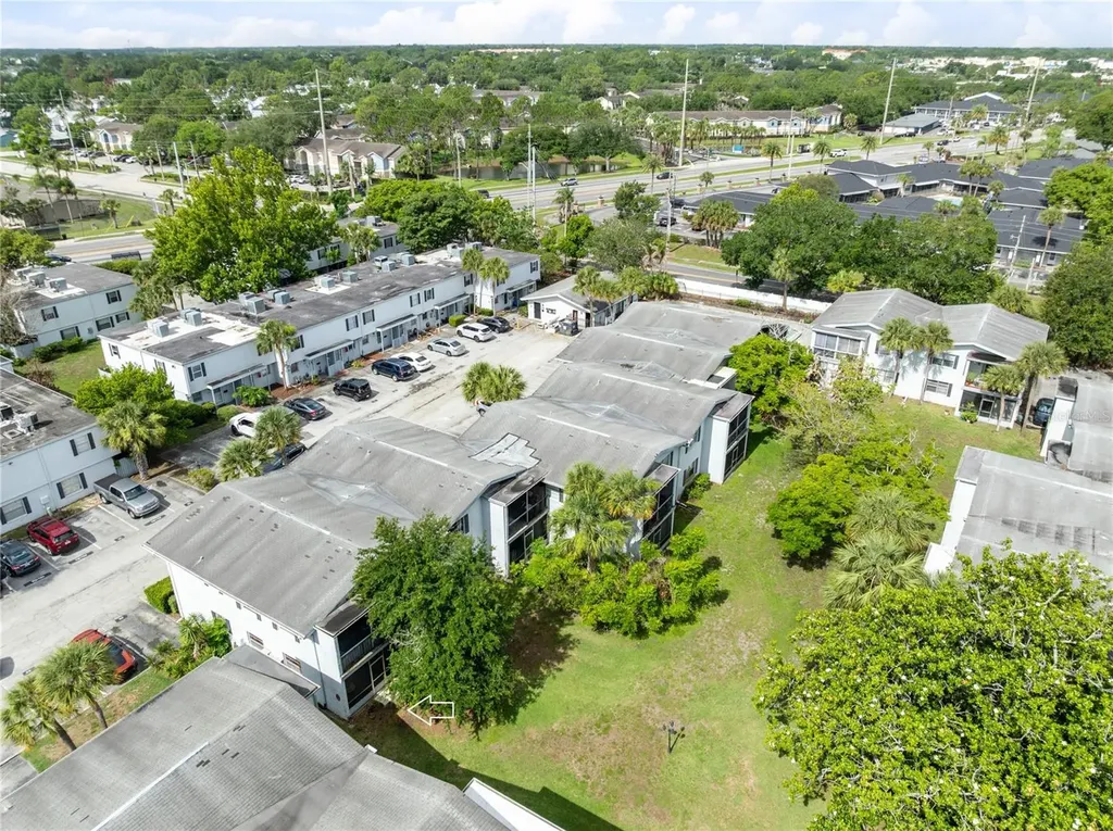 6075 Amberly Court Orlando FL 32822