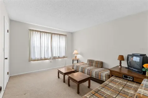 6075 Amberly Court Orlando FL 32822
