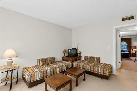 6075 Amberly Court Orlando FL 32822
