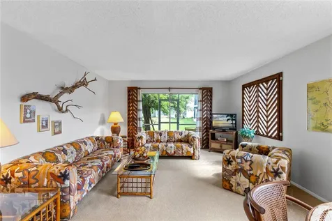 6075 Amberly Court Orlando FL 32822