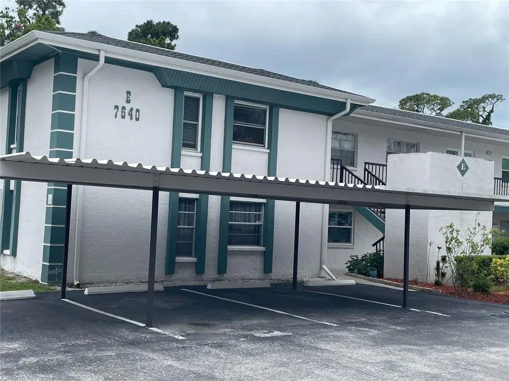 7640 92nd Street Seminole FL 33777