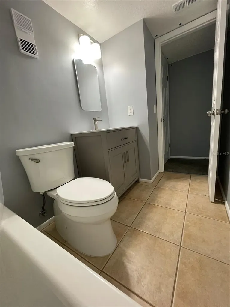 7640 92nd Street Seminole FL 33777