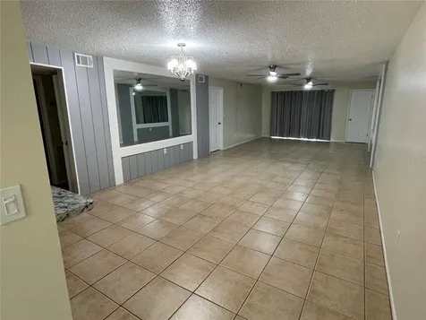 7640 92nd Street Seminole FL 33777
