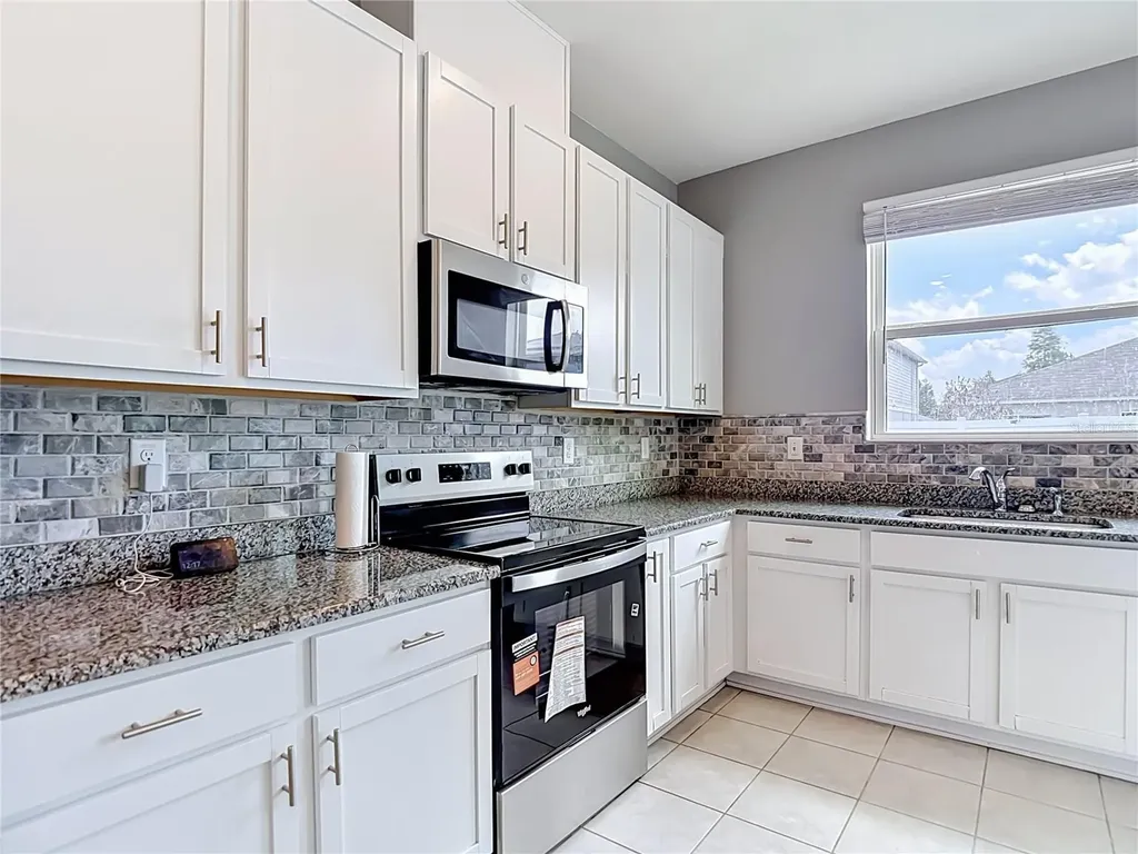 9127 Freedom Hill Drive Seffner FL 33584