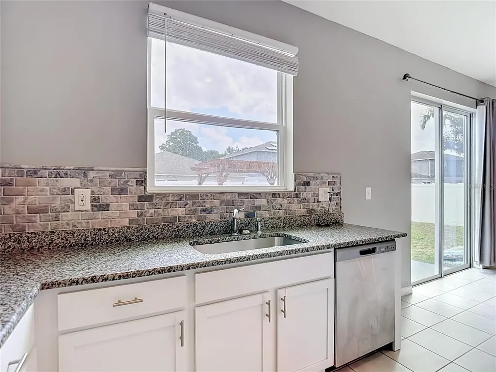 9127 Freedom Hill Drive Seffner FL 33584