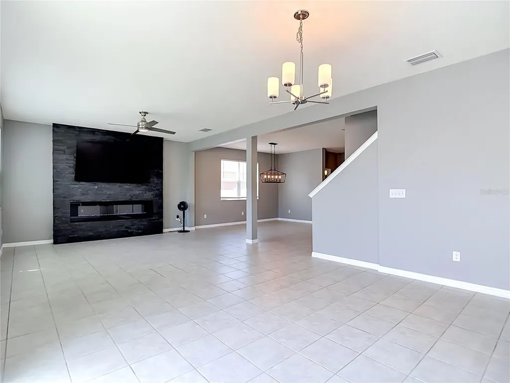 9127 Freedom Hill Drive Seffner FL 33584