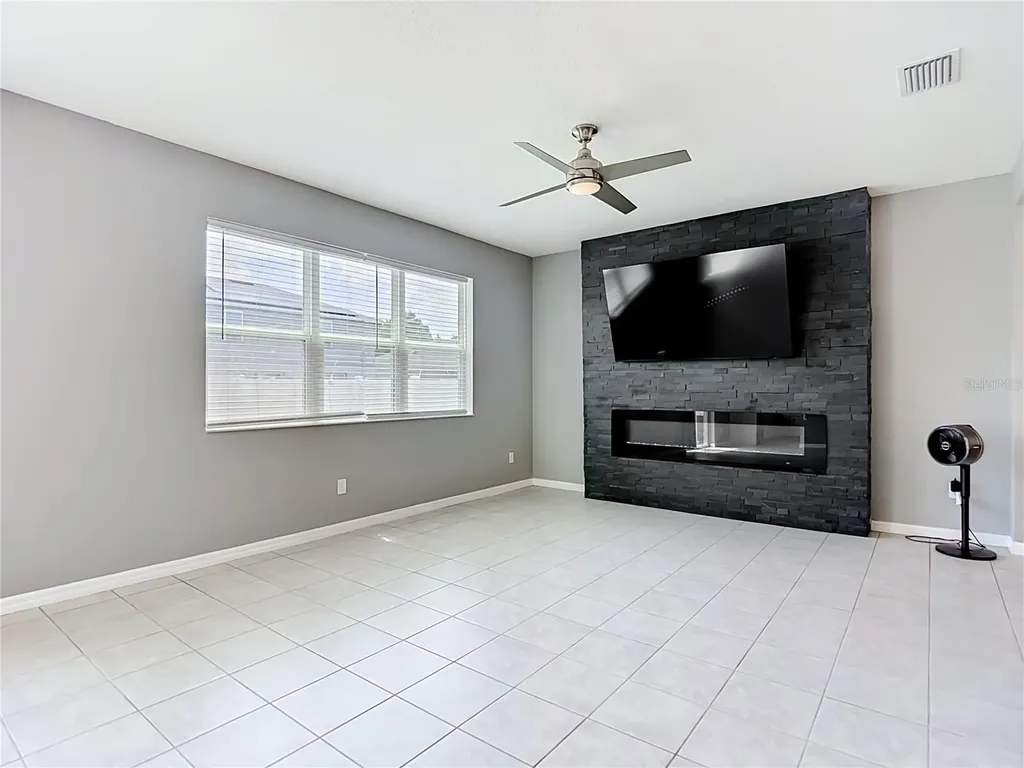 9127 Freedom Hill Drive Seffner FL 33584