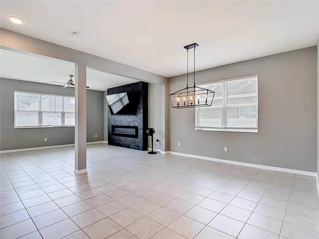 9127 Freedom Hill Drive Seffner FL 33584