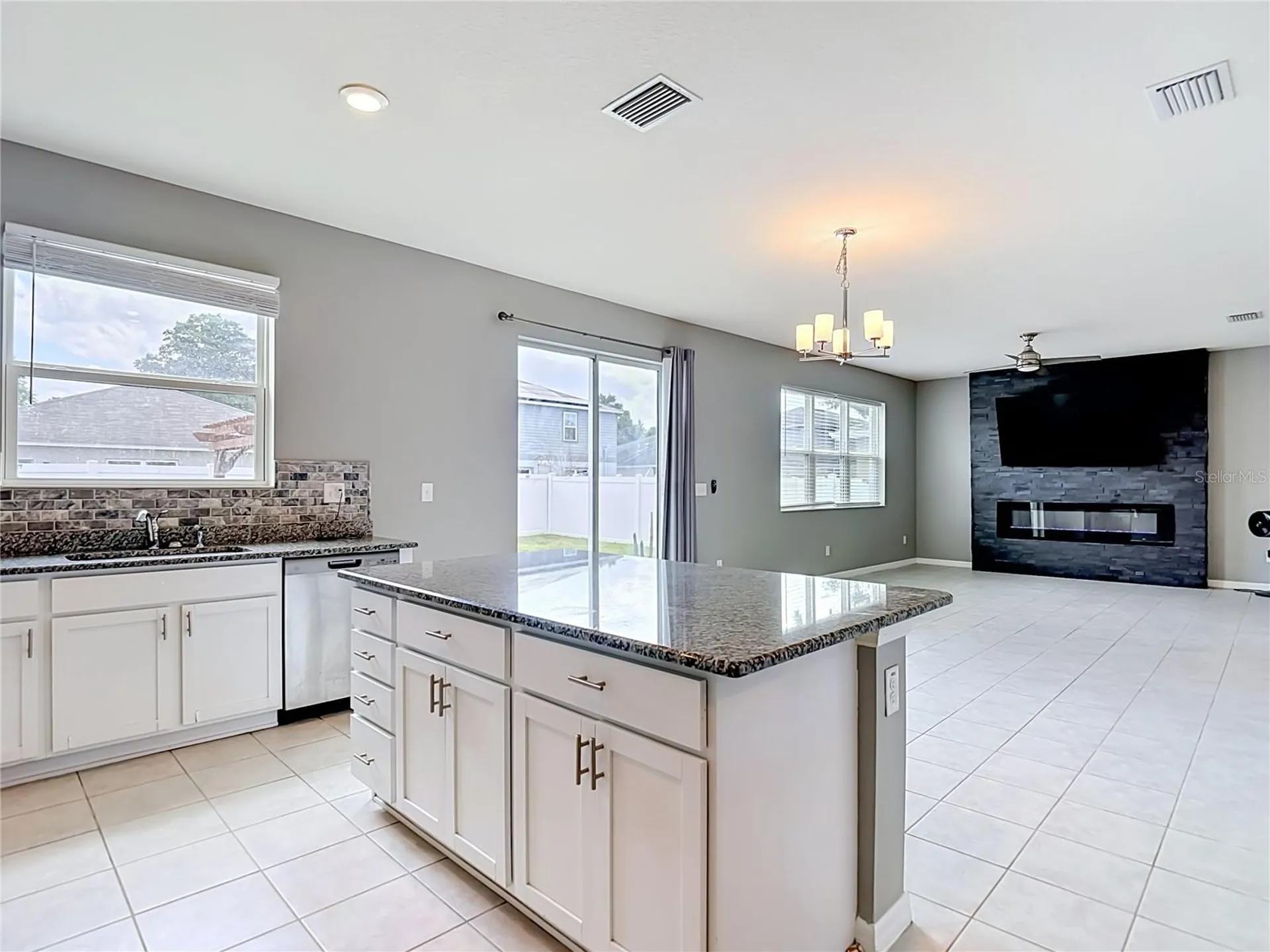 9127 Freedom Hill Drive Seffner FL 33584