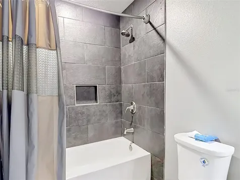 9127 Freedom Hill Drive Seffner FL 33584