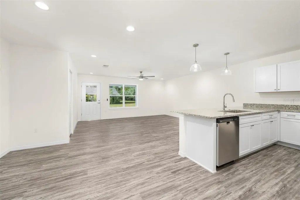 819 NE 10th Street Ocala FL 34470