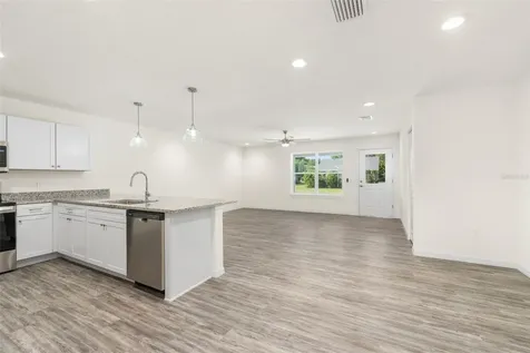 819 NE 10th Street Ocala FL 34470