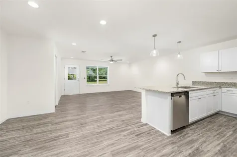 819 NE 10th Street Ocala FL 34470