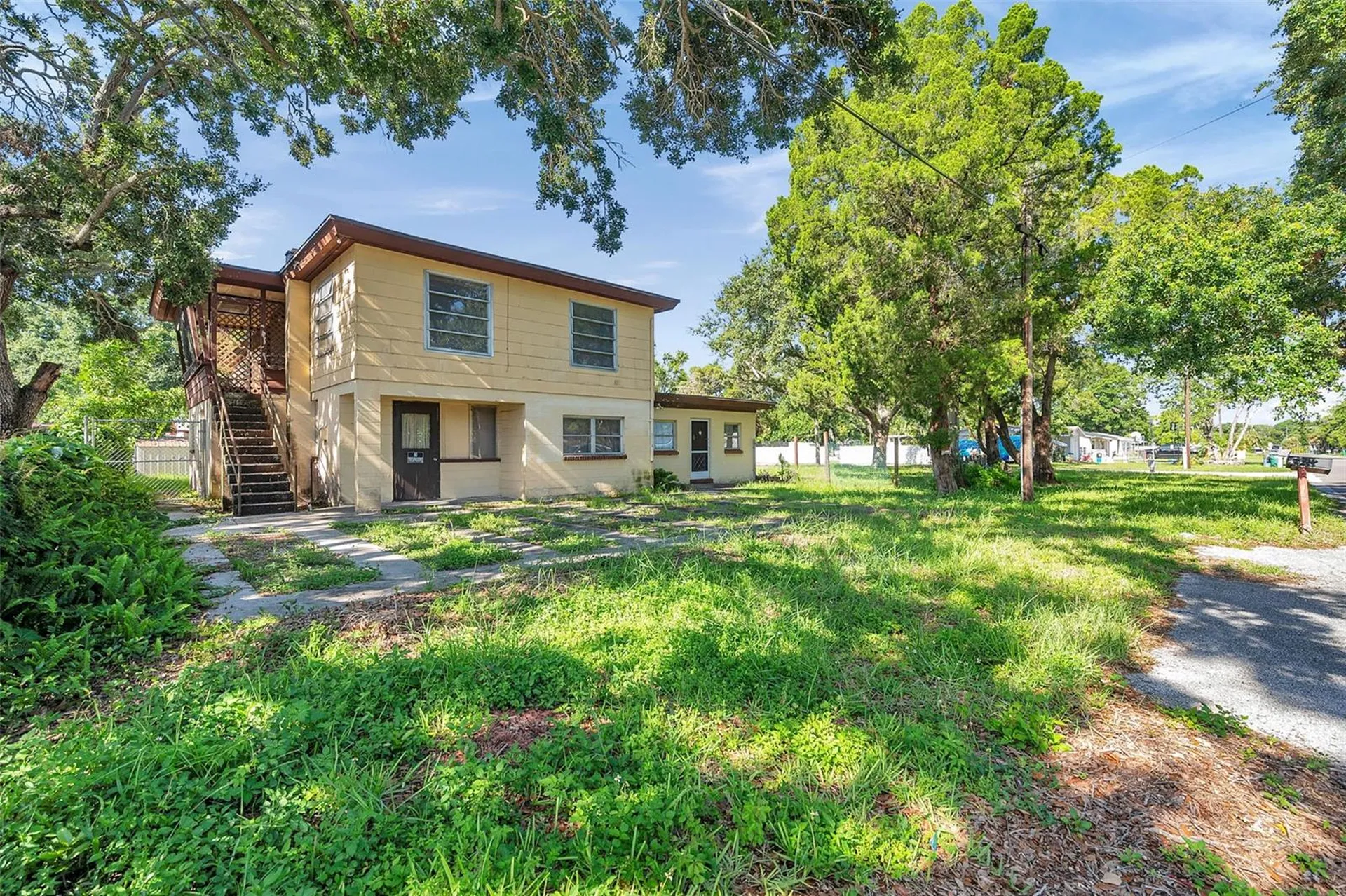 7180 50th Avenue N St Petersburg FL 33709