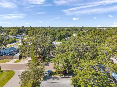 7180 50th Avenue N St Petersburg FL 33709