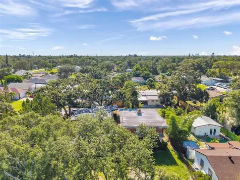 7180 50th Avenue N St Petersburg FL 33709