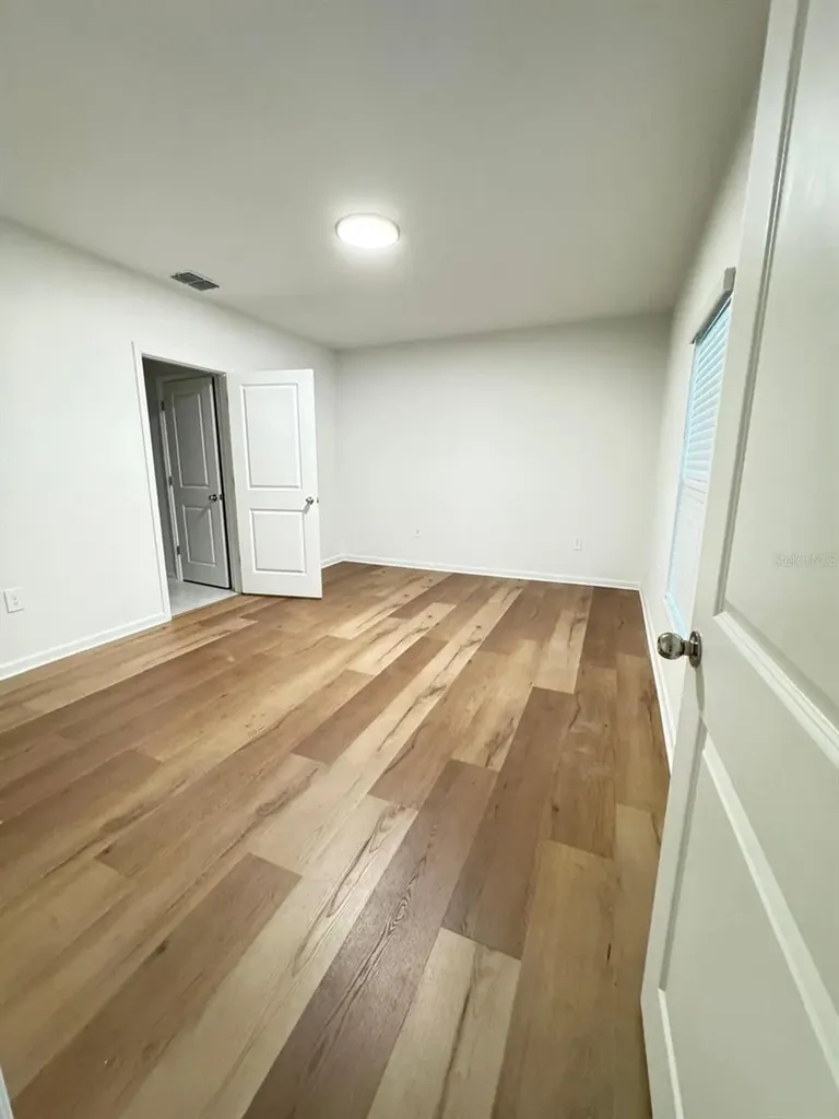 1204 Deepwater Circle Eagle Lake FL 33839