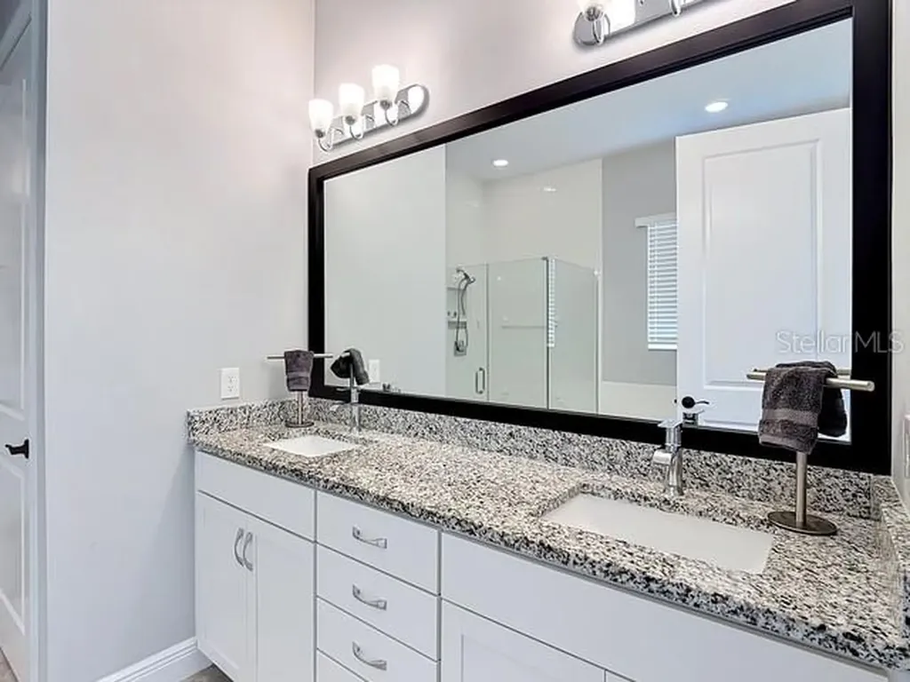 2427 Zaballina Place Davenport FL 33897