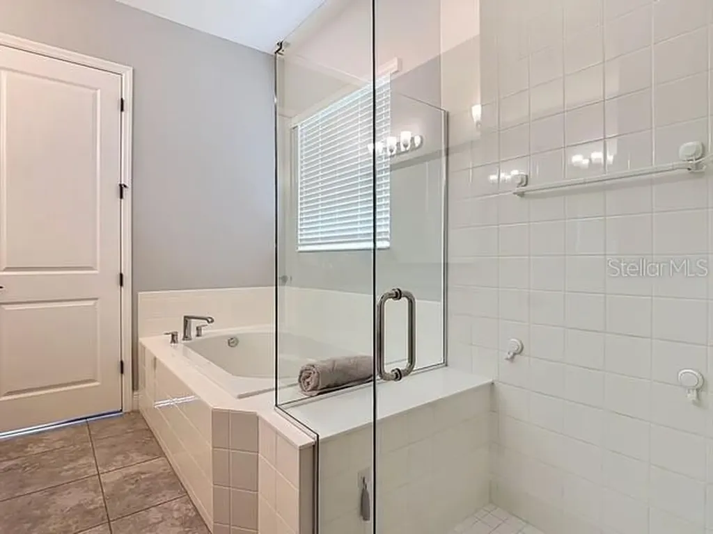 2427 Zaballina Place Davenport FL 33897