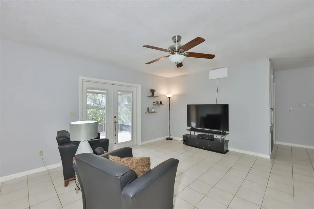 3718 Sand Pebble Drive Valrico FL 33596