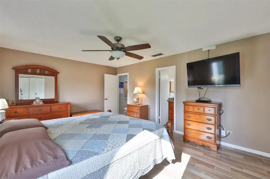 3718 Sand Pebble Drive Valrico FL 33596