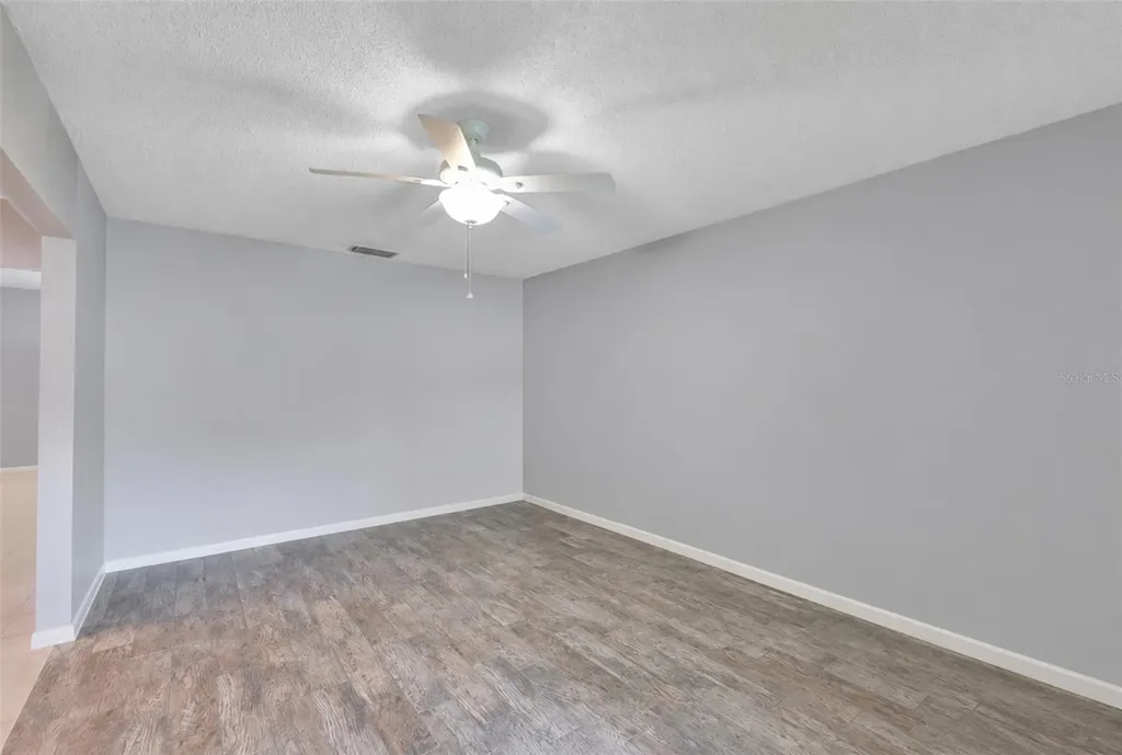 3718 Sand Pebble Drive Valrico FL 33596