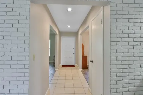 3718 Sand Pebble Drive Valrico FL 33596