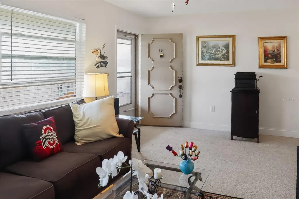 10038 62nd Terrace N St Petersburg FL 33708