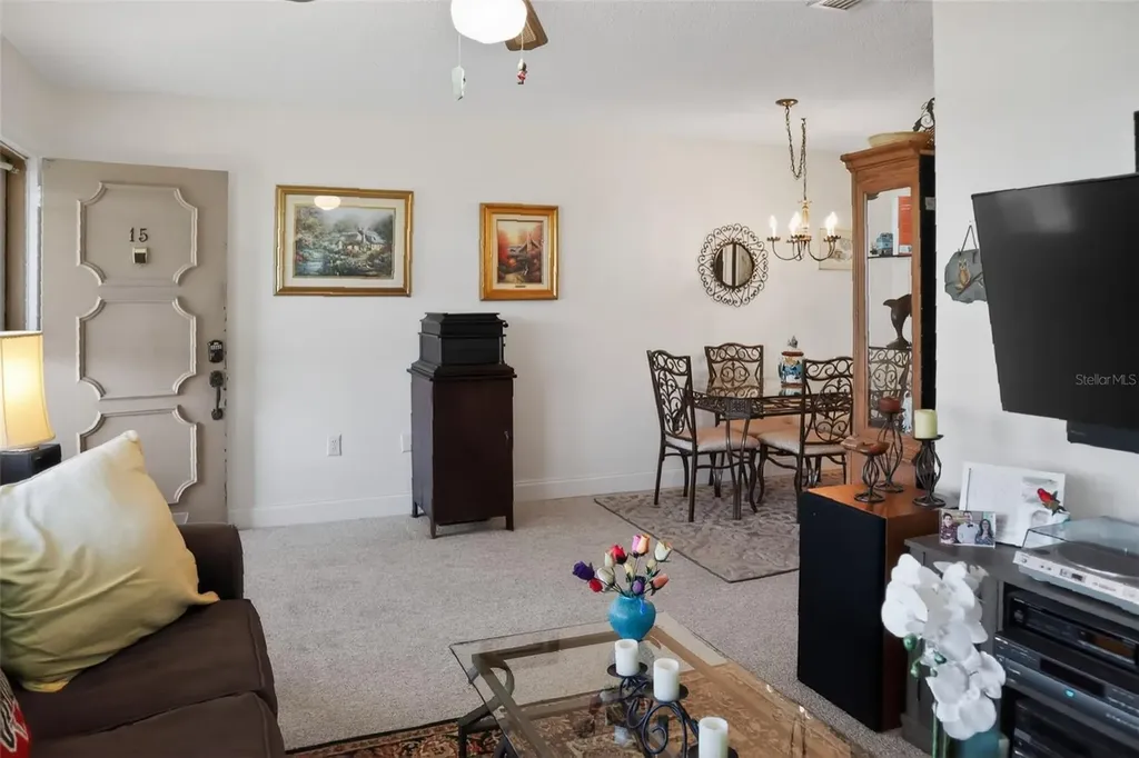 10038 62nd Terrace N St Petersburg FL 33708