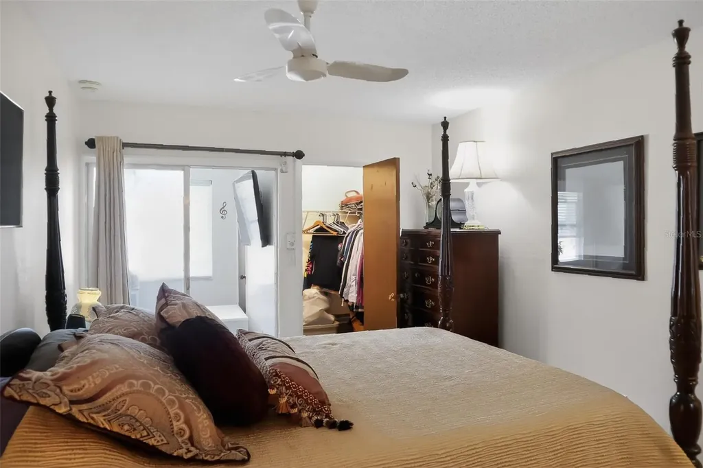 10038 62nd Terrace N St Petersburg FL 33708
