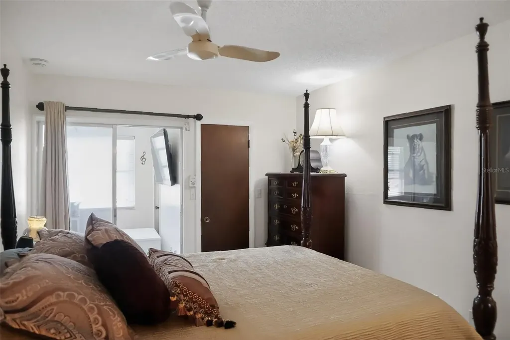 10038 62nd Terrace N St Petersburg FL 33708