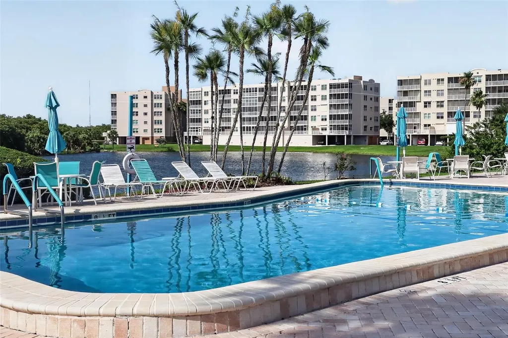 10038 62nd Terrace N St Petersburg FL 33708