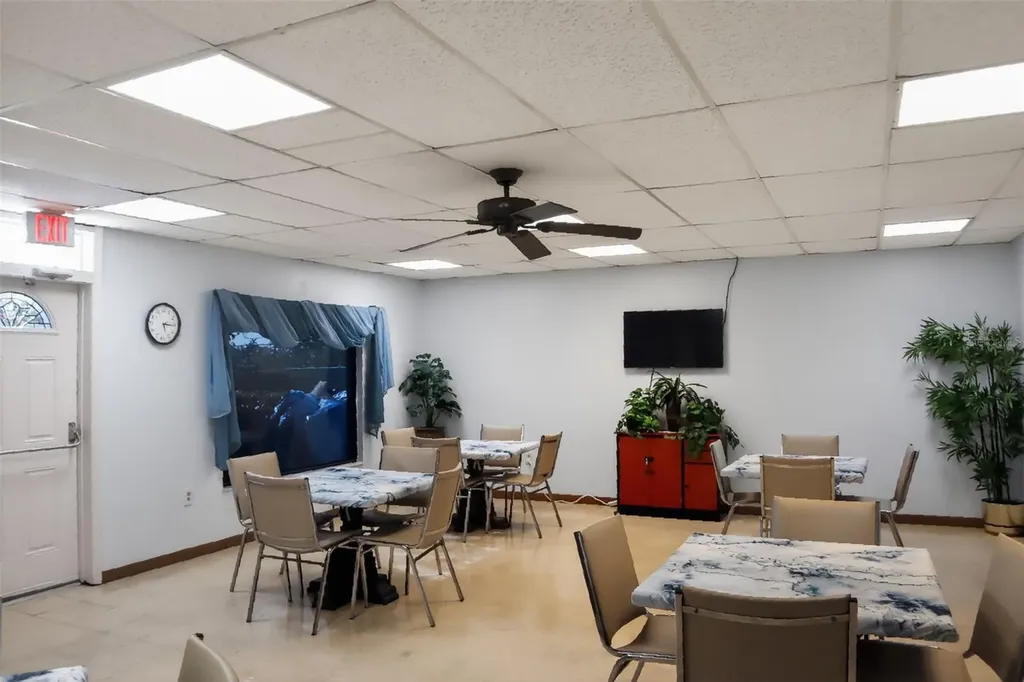 10038 62nd Terrace N St Petersburg FL 33708