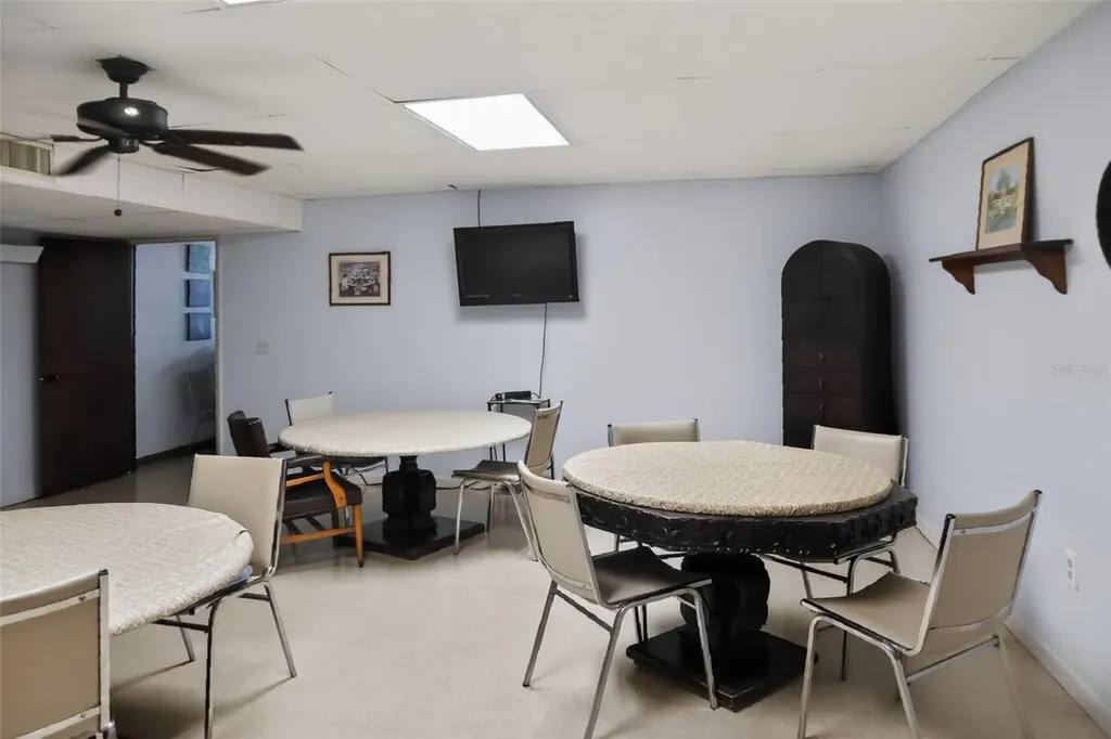 10038 62nd Terrace N St Petersburg FL 33708