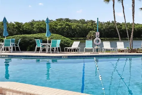 10038 62nd Terrace N St Petersburg FL 33708