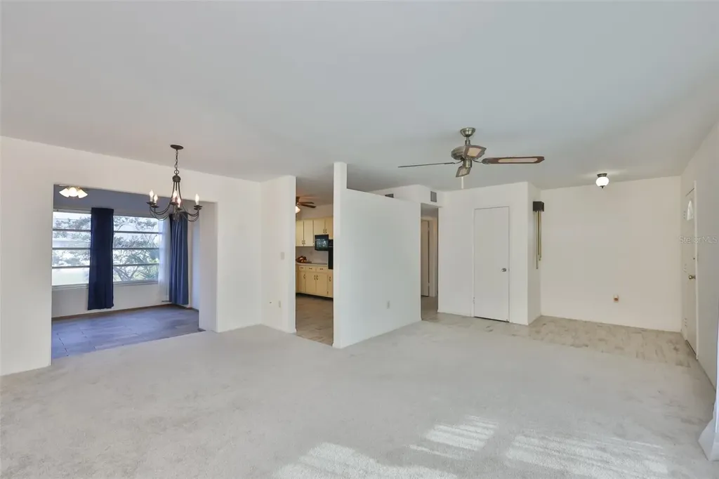 1216 Valley Forge Boulevard Sun City Center FL 33573