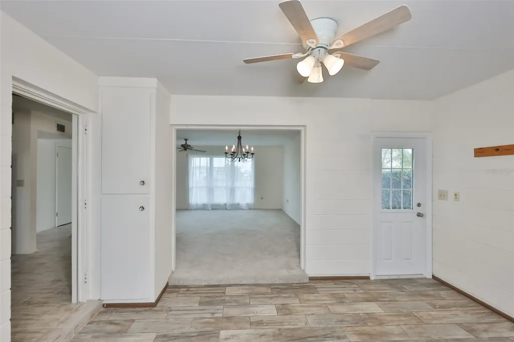 1216 Valley Forge Boulevard Sun City Center FL 33573