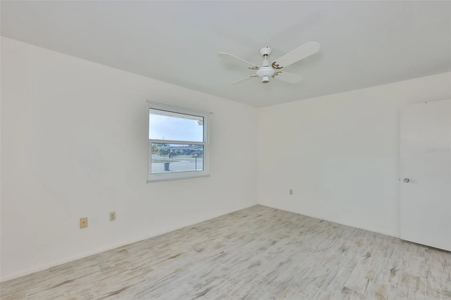 1216 Valley Forge Boulevard Sun City Center FL 33573