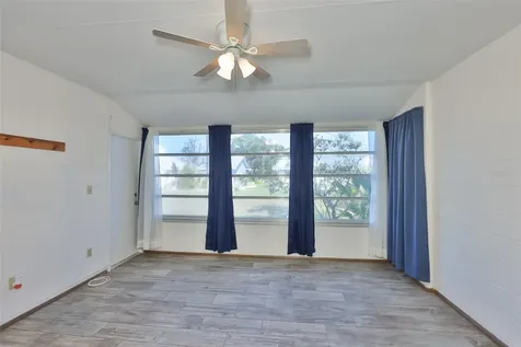 1216 Valley Forge Boulevard Sun City Center FL 33573
