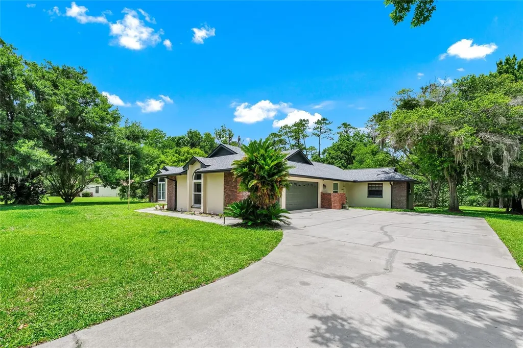 2798 Pickett Downs Drive Oviedo FL 32766