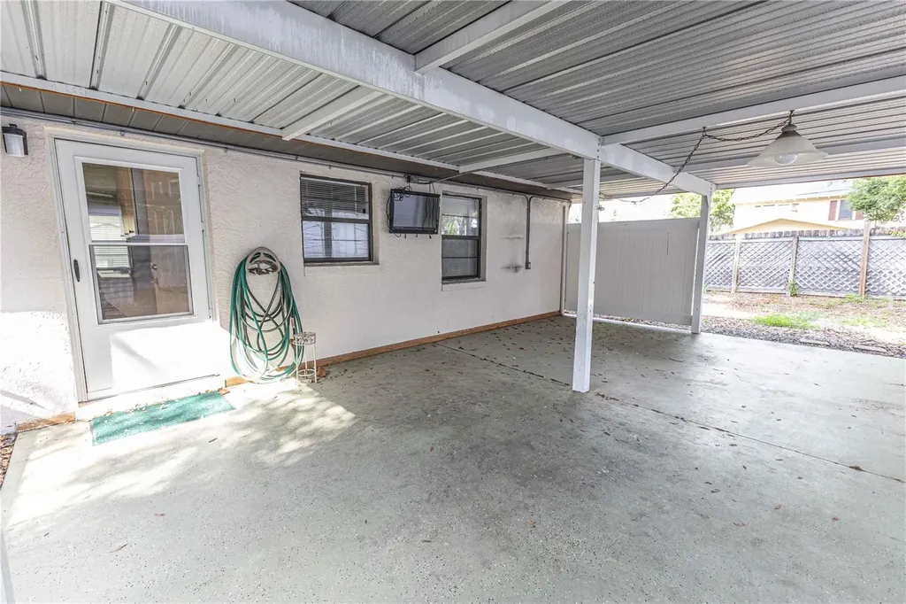 301 Curry Street Wildwood FL 34785